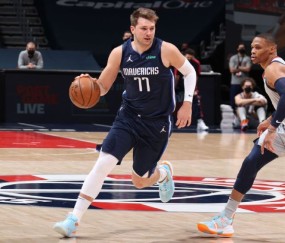 nba下注平台-4, 东契奇绝杀助独行侠登顶西部  
